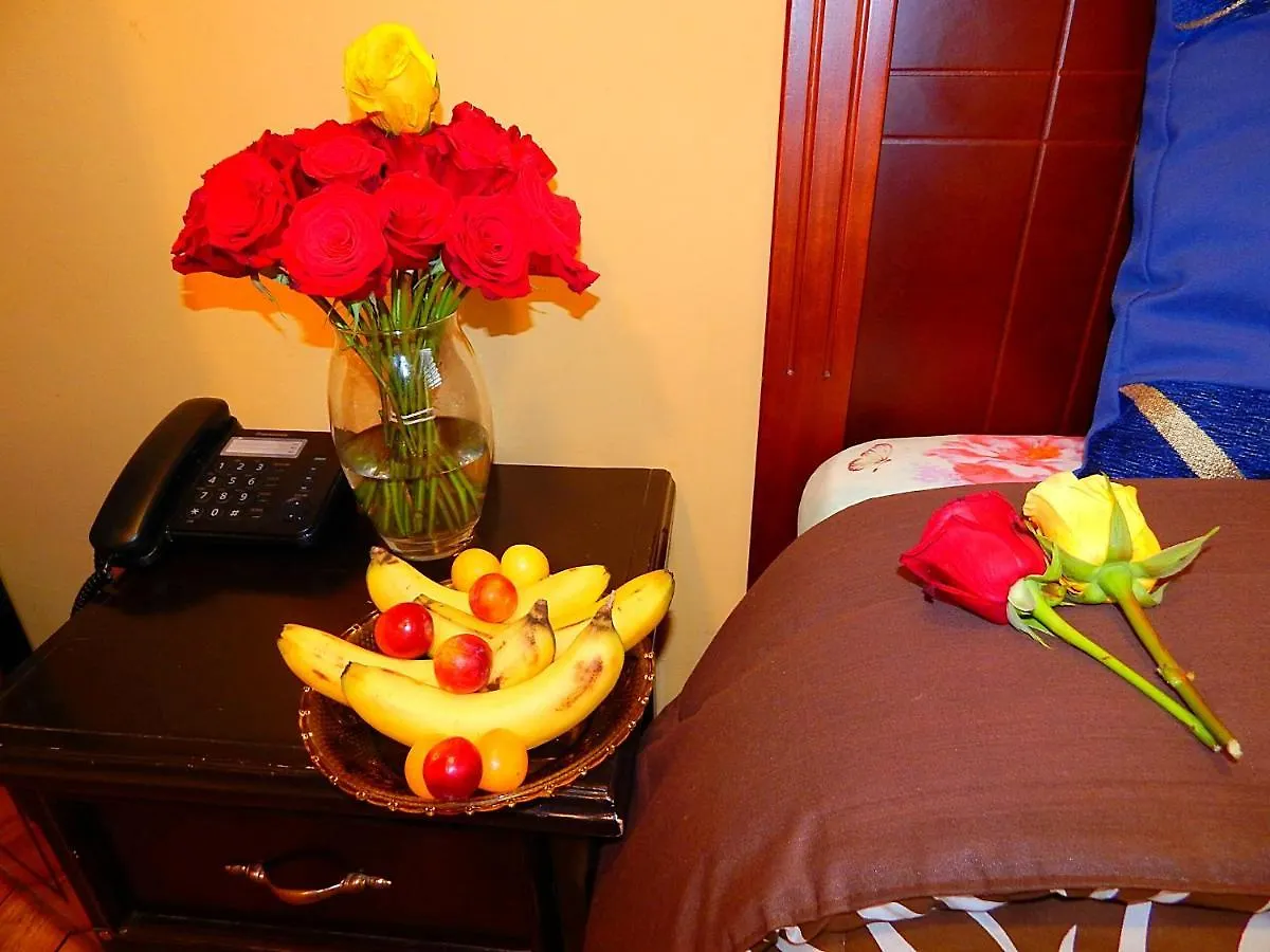 ****  Olympus Plaza Hotel Quito Ecuador